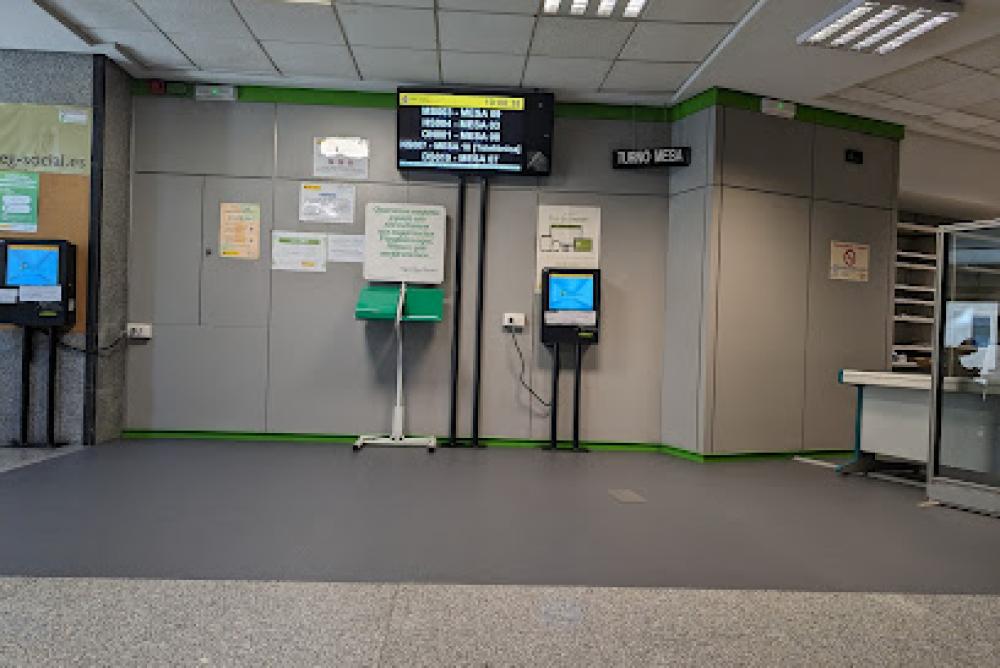 Centro Seguridad Social INSS Pontevedra Nº6